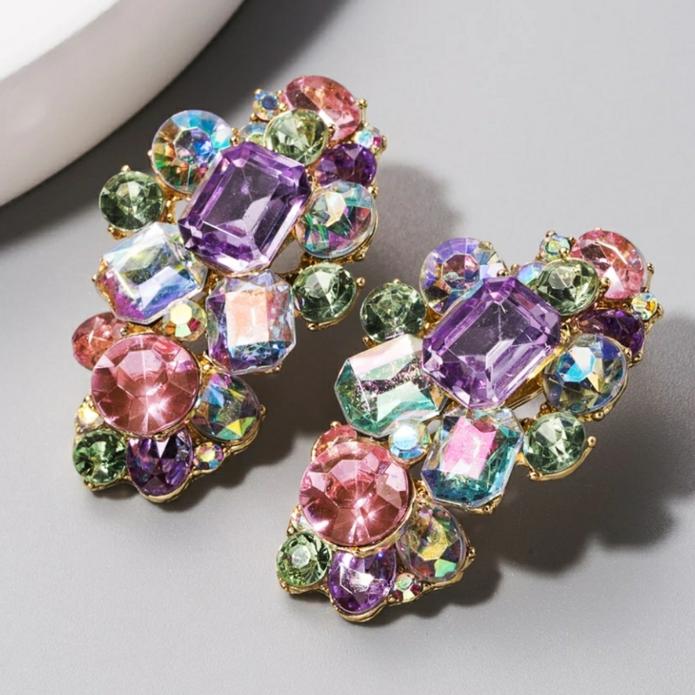2/$35 "Lox" cluster rhinestone purple and pink earrings - Picture 3 of 10
